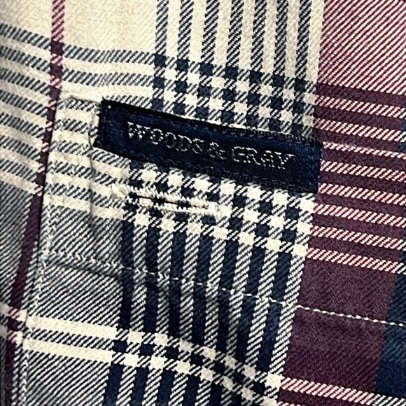 Woods & Gray Men’s plaid long sleeve button up shirt - Size XL. - Picture 3 of 6